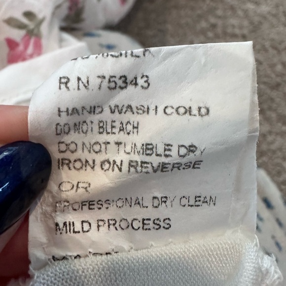 Dolce Ragazza Sz Small Pink Green Floral Cold Shoulder Top Made in Italy - Picture 8 of 8